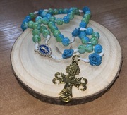 Różaniec ręcznie wykonany, szklane koraliki, idealny na prezent