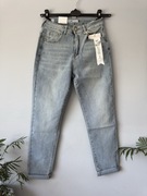 Mom fit M.Sara wzorowane na Leviski jasny jeans