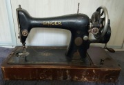 Maszyna do szycia Singer na korbkę