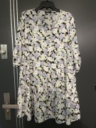 Only sukienka modny wzór kwiaty floral hit blog roz.38