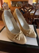 Złocisto beżowe skórzane damskie czółenka 39