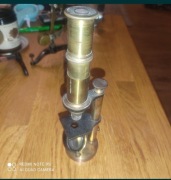 Stary niemiecki mikroskop