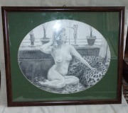 Grafika akt kobiecy w ramie ołówek sygnowana