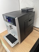 Automatyczny ekspres ciśnieniowy Siemens EQ.6 plus s300 prawie nowy