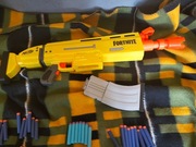 Karabin Fortnite NERF AR-L + 50 strzałek