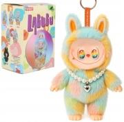 Tęczowa lalka labubu z naszyjnikiem