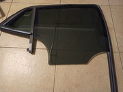 SZYBA TYLNA, PRAWA-KOMPLET 2014R