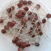 [10szt] 20pF 25V ceramik SELEKCJA zabytek PRL 