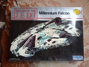 STAR WARS Millennium Falcon AMT/ERTL 1/58 Duży