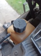 Peugeot satelis, elystar 125 wzmocniony korek wlewu oleju