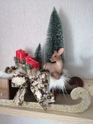 Adwentnik świąteczny na saniach, duży. Stroik świąteczny. Ozdoby swiateczne