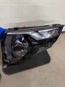 Lampa lewy przód Ford Transit Courier 2025r