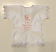 Szatka na Chrzest Święty dla dziewczynki z Imieniem – Ręczne Wykonanie