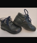 Skórzane buciki D'bebe broksy klasyczne granatowe trzewiki Hiszpania