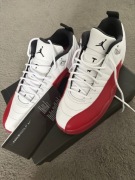 Oryginalne buty Air Jordan XII Low czerwone obuwie do golfa 42,5