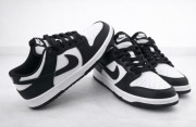 Buty Nike Dunk Panda rozm 42 NOWE!