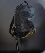 Markowy plecak Kendall+Kylie czarny elegancki moro pakowny