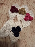 5 szt. różyczki na listkach ozdoby