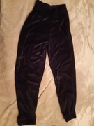 Welurowe spodnie dziewczęce r. 158