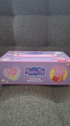 Tytuł: Peppa Pig Zestaw Artystyczny do Malowania w Walizce – NOWY!