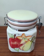 Pojemnik ceramiczny z klipsem