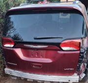 Chrysler Pacifica 2017- klapa bagażnika PRV 