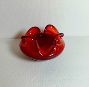 Czarka, popielnica szklana, Zuber, osiołek