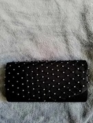 Czarna torebka kopertówka