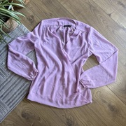Cpm liliowa kopertowa bluzka s mgiełka do pracy elegancka