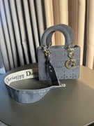 Piękna torebka Dior