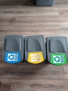 Komplet 3 kosze do segregacji odpadów 