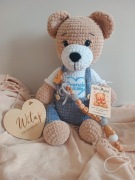 Miś szydełkowy ręcznie robiony + zawieszka do smoczka prezent baby shower 