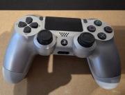 Kontroler dualshock 4 srebrny