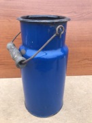 Stara zabytkowa bańka na mleko 2 litry z pokrywą + dodatek