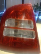 Lampa tył lewa skoda octavia