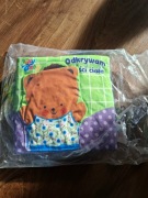 JOLLYBABY MIĘKKA KSIĄŻECZKA SENSORYCZNA JB 80462
