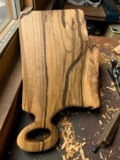 Deska deserowa - własnoręcznie wykonana, orzech włoski