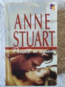 Prosto w ogień - Anne Stuart