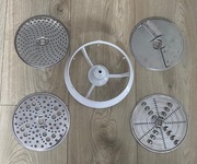 Zestaw tarcz do cięcia/krojenia z uchwytem BOSCH MUM