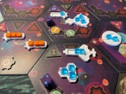 Voidfall 98 podstawek floty na zasoby (siłę) - kolor błękitny i czerwony