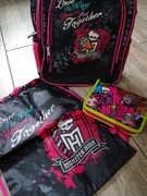 Plecak szkolny wielokomorowy Monster High piórnik worek 