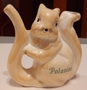 Kubek do picia wody w uzdrowisku, pijałka