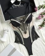 Eleganckie body z siateczki z koronką czarne beż 42 XL glamour