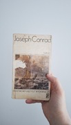 Joseph Conrad Książka Tajfun klasyka literatury 1972 rok
