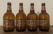 Cztery pękate butelka po piwie Efes 0,5l