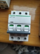 bezpiecznik Schneider 3p C 40A