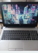Laptop HP 16", Intel i3, 4 GB RAM, Windows 10 – działa na zasilaczu