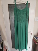 Włoski kombinezon zielony 50/52