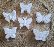 Figurki gipsowe motyle wiosenne 