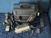 Handycam Kamera analogowa Sony CCD-TR748E Video8 Hi8 Zestaw